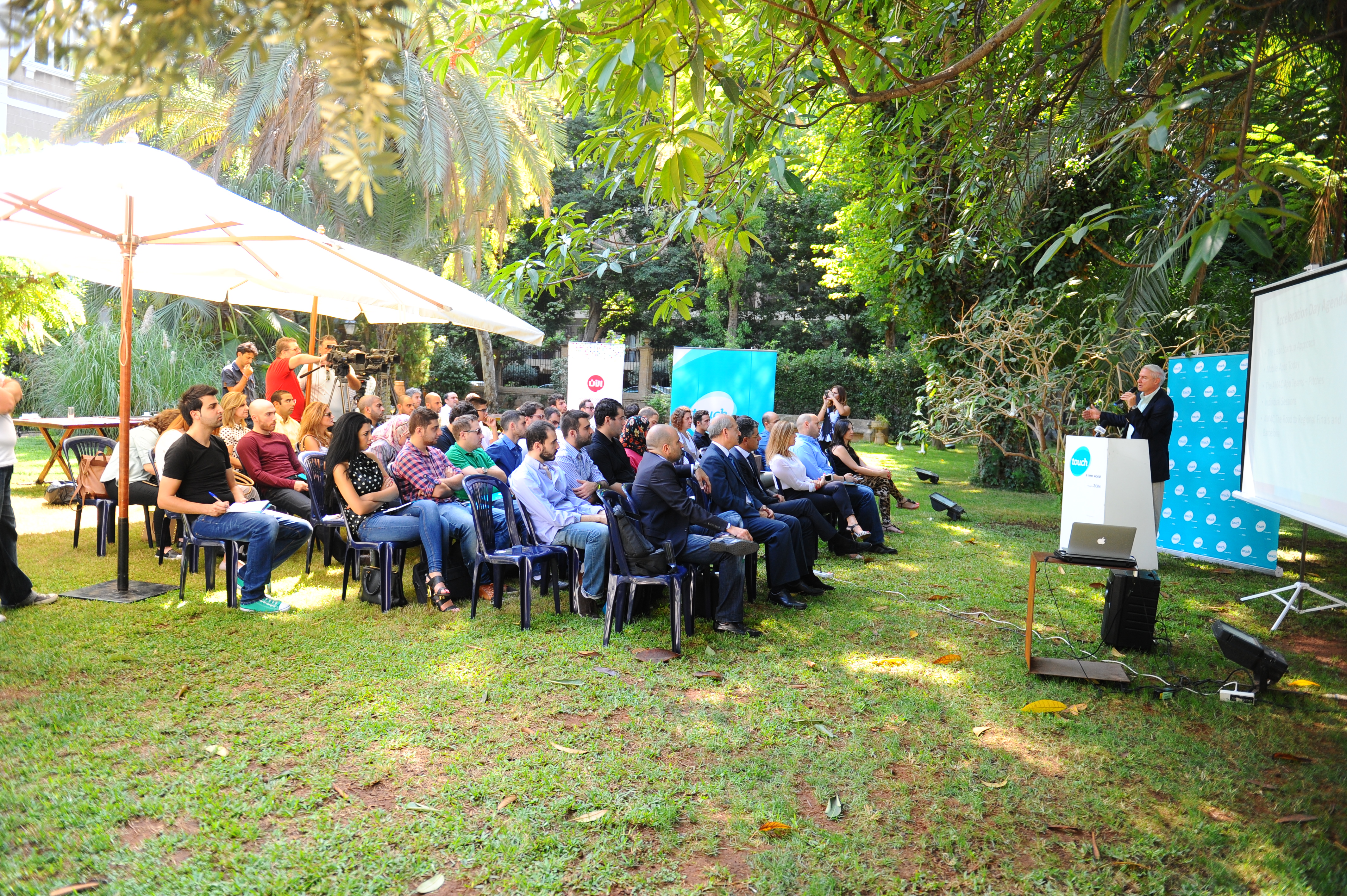 touch supports the initiation of the "Arab Mobile App Challenge 2014" in Lebanon